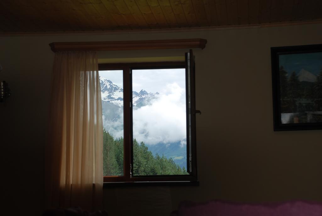 Guest House Lasili Mestia Exterior photo