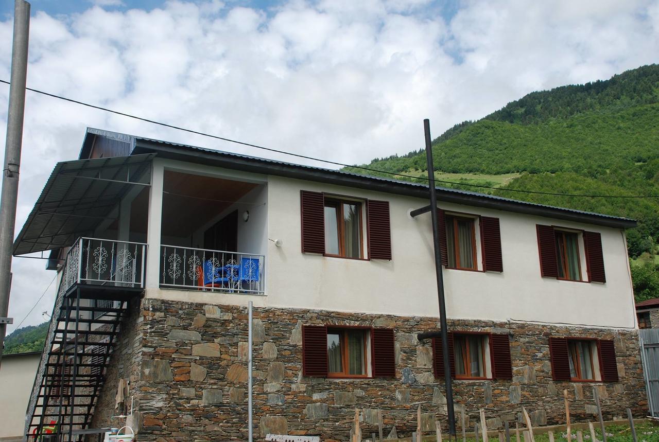 Guest House Lasili Mestia Exterior photo