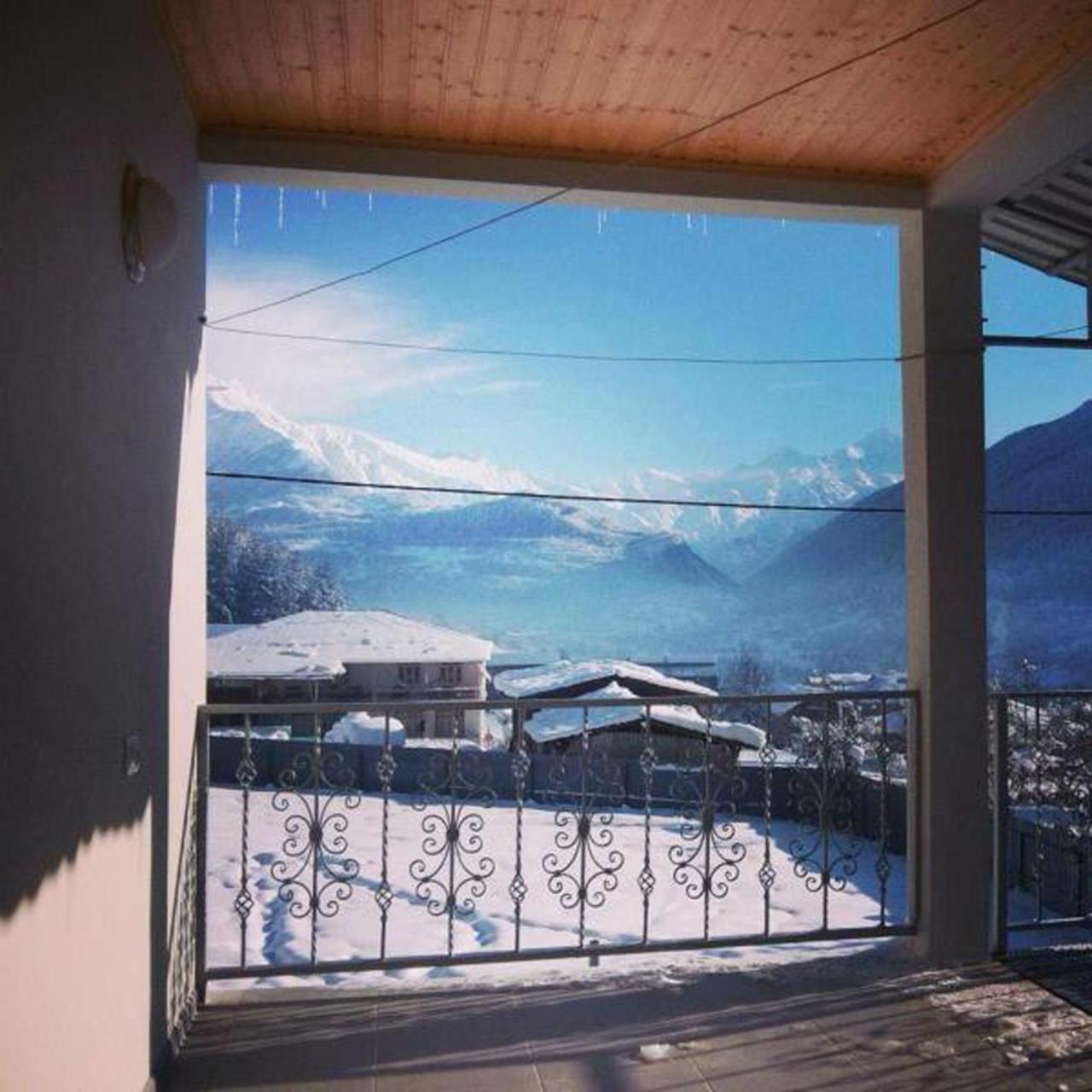 Guest House Lasili Mestia Exterior photo